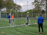 Training S.K.N.W.K. JO19-1 van donderdag 25 april 2024 (43/120)